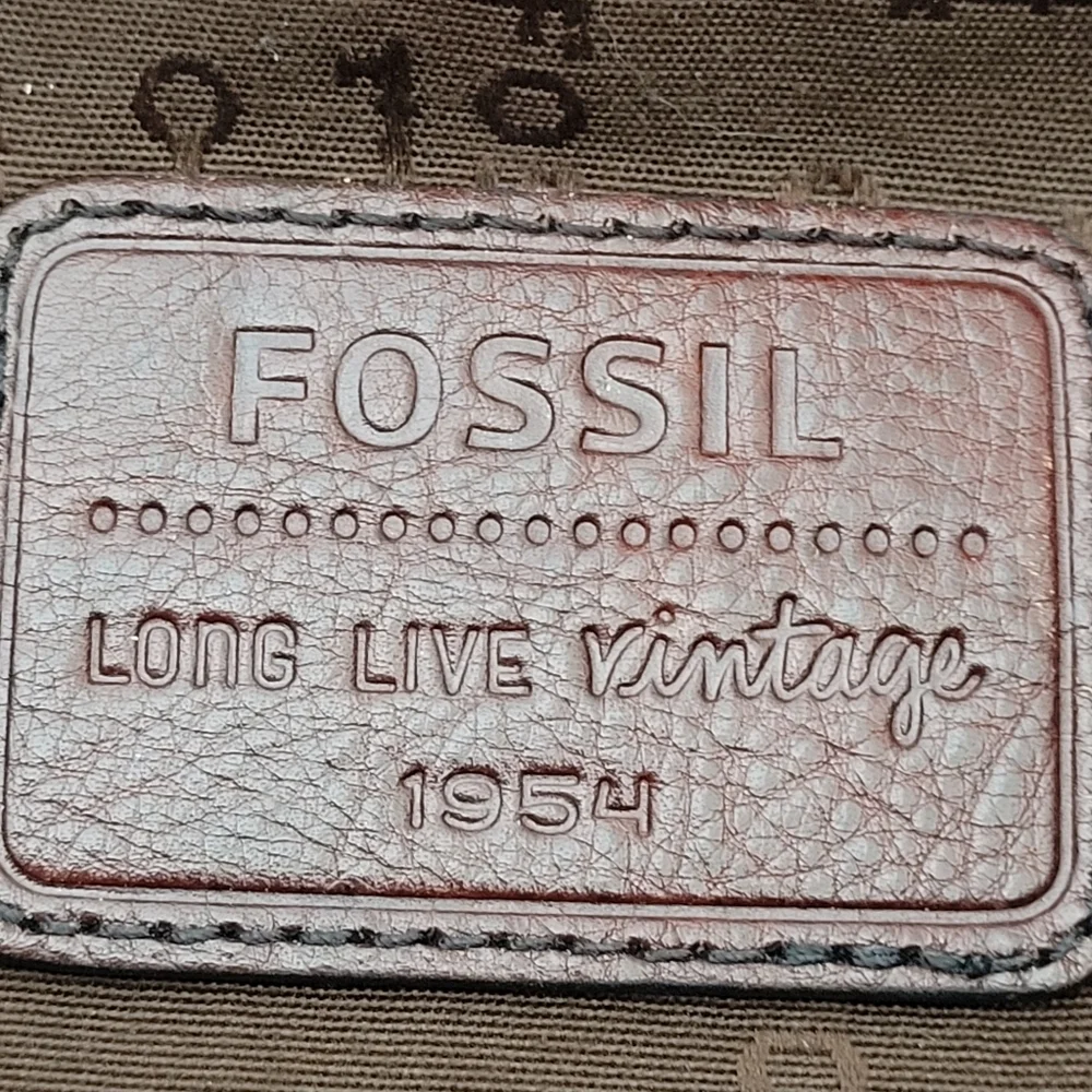 Vintage Fossil Reissue Tapestry Kilimanjaro Leather Hand Bag Turn-Lock Red Brown - Picture 3 of 16